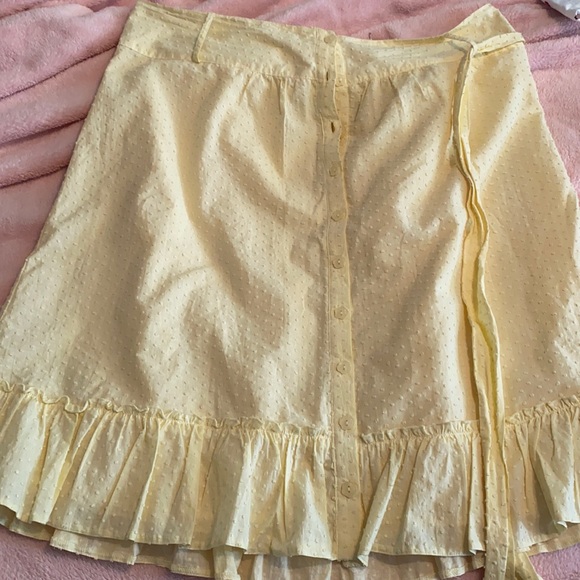millenium Dresses & Skirts - Yellow skirt